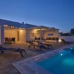 Sabia, Ambelas Holiday home *